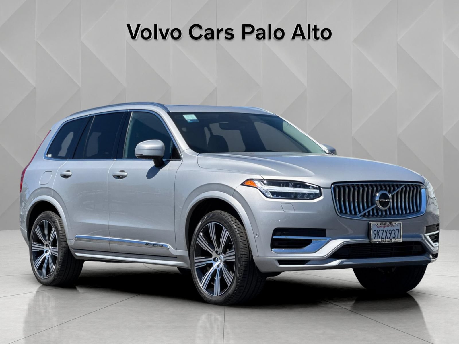 Certified 2024 Volvo XC90 T8 Plus w/ Protection Package Premier AWD/4WD image 14