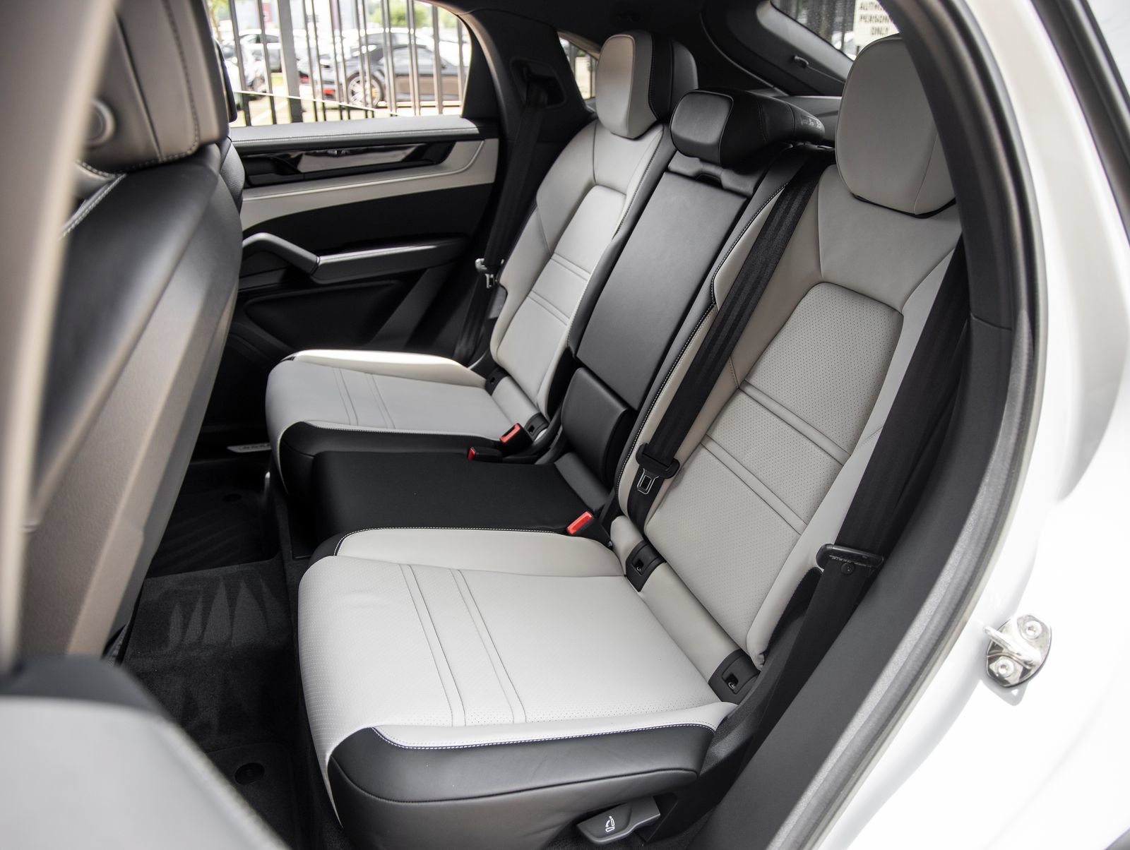 New 2026 Porsche Cayenne S AWD/4WD image 34
