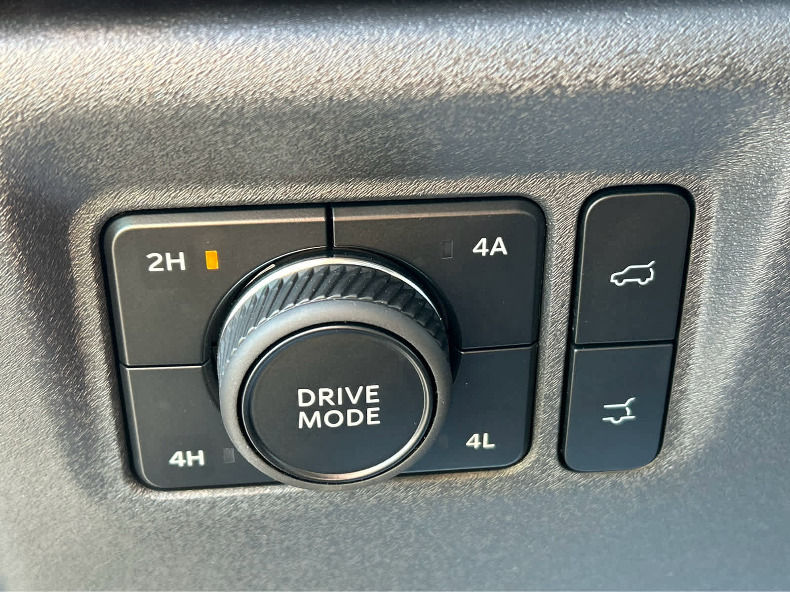 New 2025 Ford Expedition Max Platinum w/ Stealth Performance Package image 31