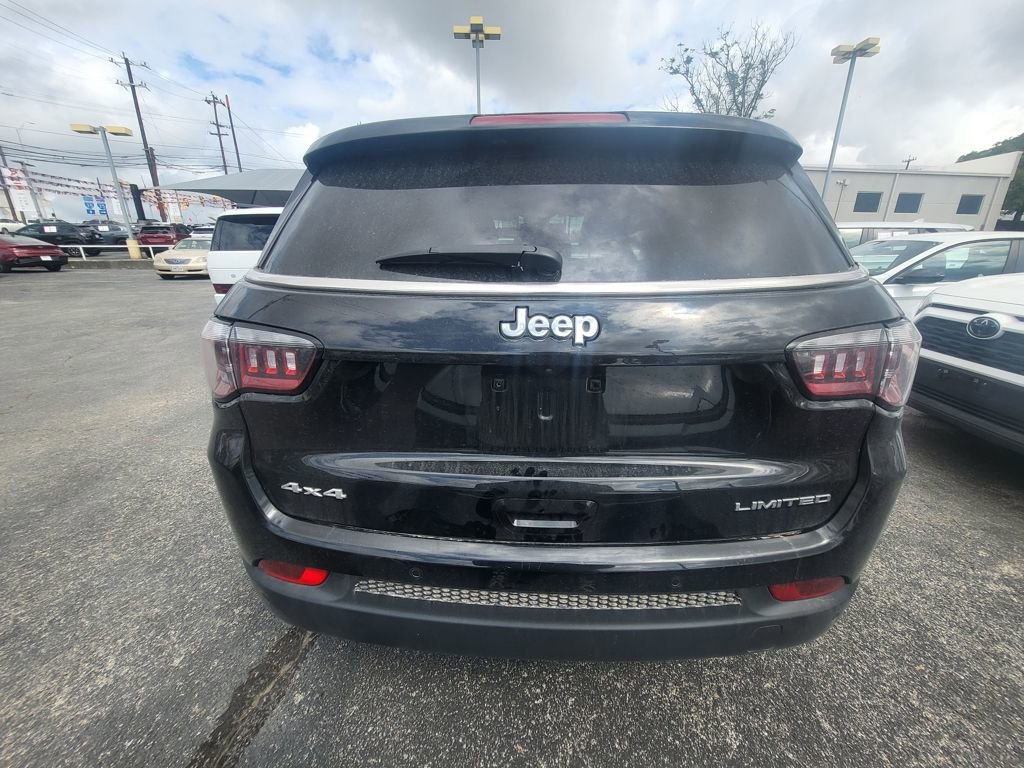 Used 2025 Jeep Compass Limited image 5