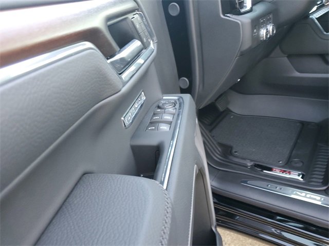 New 2026 GMC Sierra 1500 Denali w/ Denali Reserve Package image 11