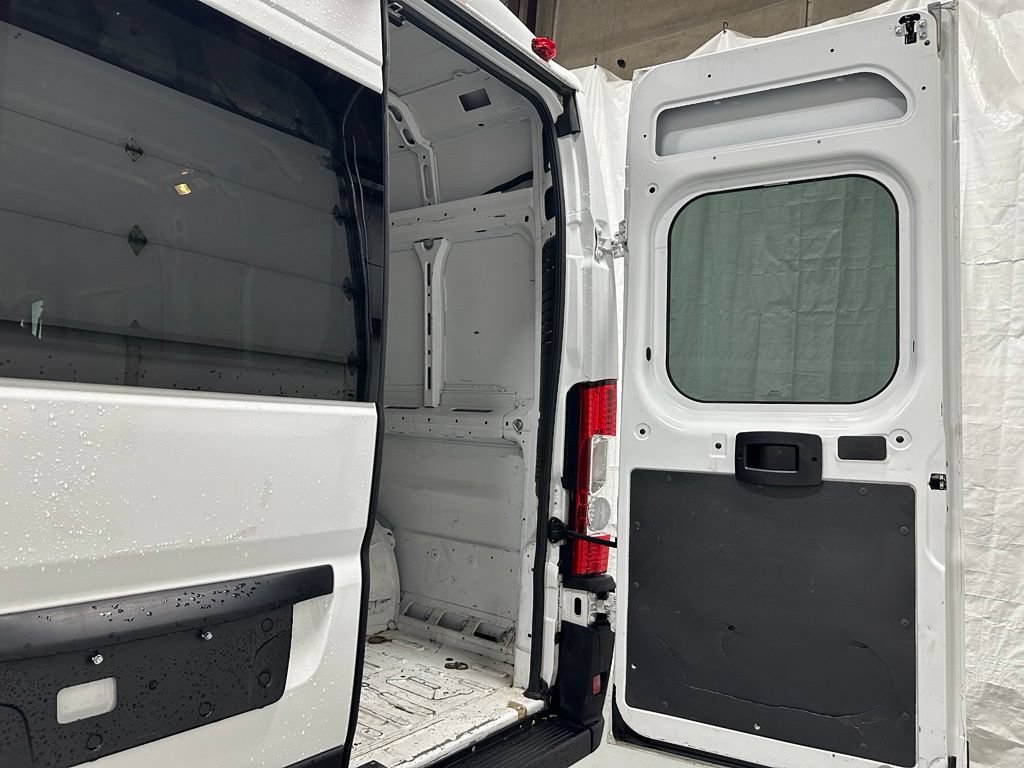 Used 2022 RAM ProMaster 3500 w/ Premium Convenience Group (B) FWD image 38