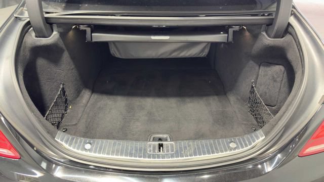 Used 2017 Mercedes-Benz S 550 Sedan image 36