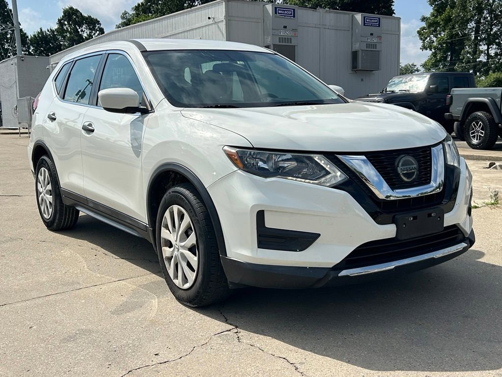 Used 2018 Nissan Rogue S FWD image 4