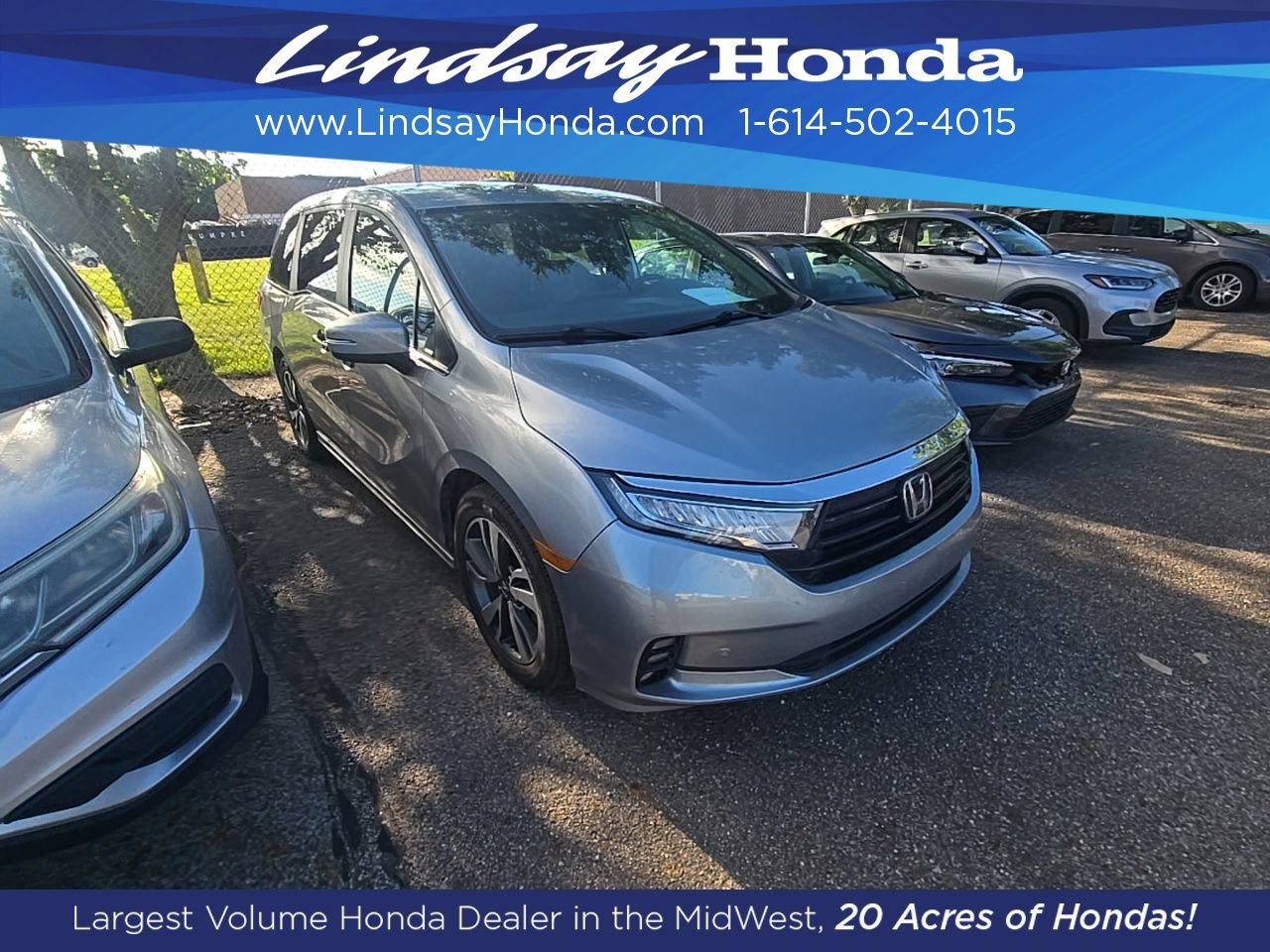 Used 2023 Honda Odyssey Touring image 3