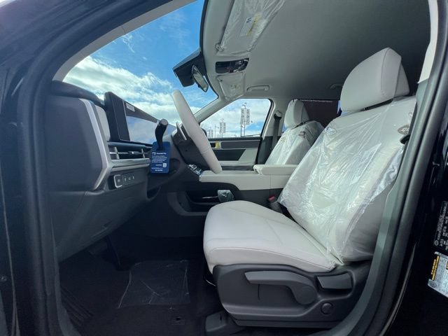 New 2026 Hyundai Santa Fe SE AWD/4WD image 18