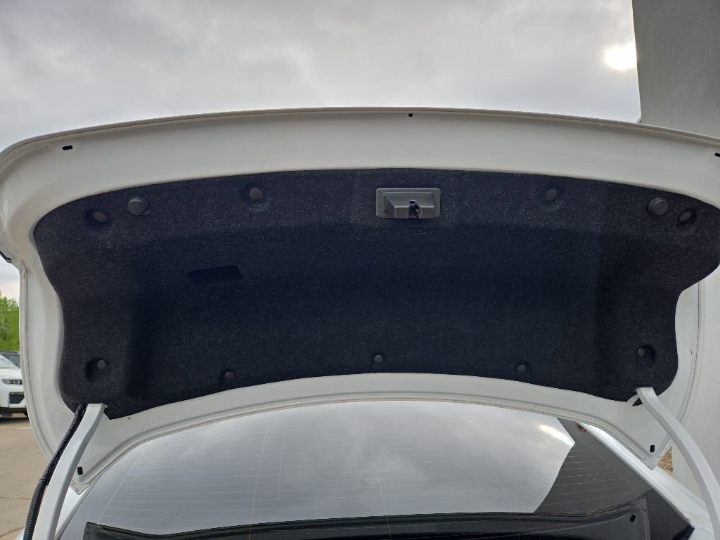 Used 2024 Chevrolet Malibu LS FWD image 75