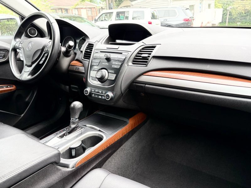 Used 2018 Acura RDX AWD image 15