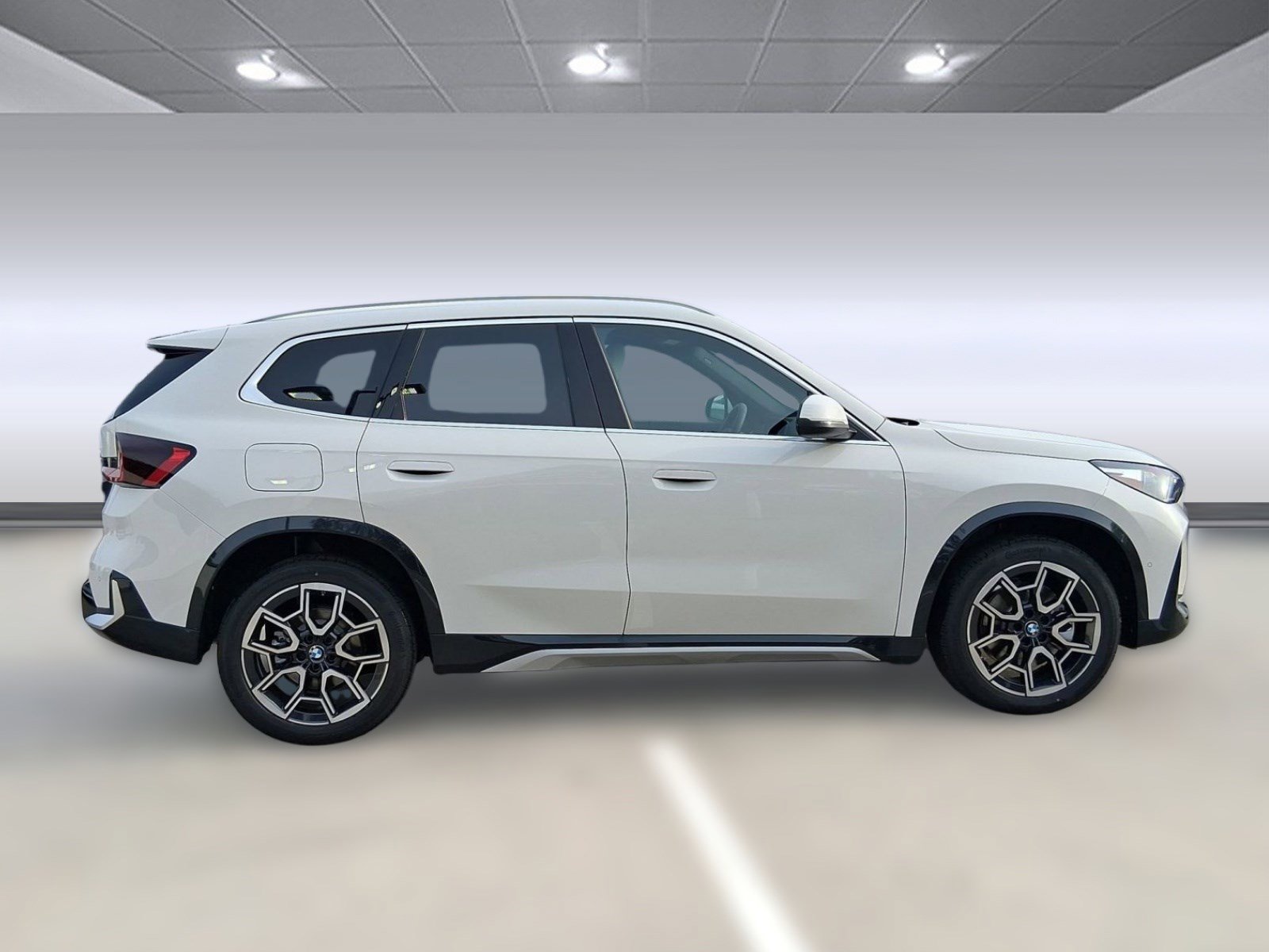 Used 2026 BMW X1 xDrive28i w/ Convenience Package image 7
