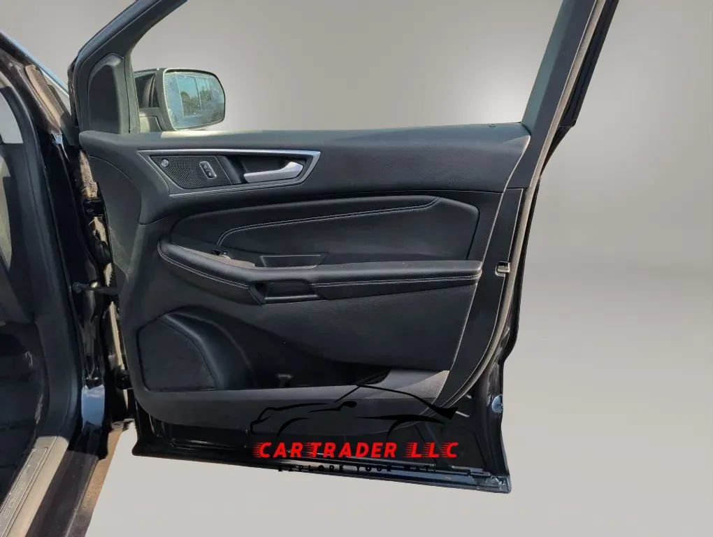 Used 2022 Ford Edge Titanium AWD/4WD image 14