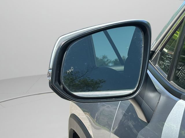 Used 2019 Toyota RAV4 LE w/ Carpet Mat Package FWD image 9