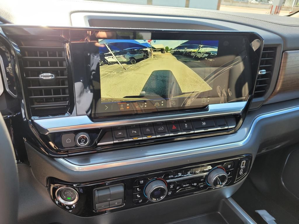 New 2026 Chevrolet Silverado 1500 High Country AWD/4WD image 15