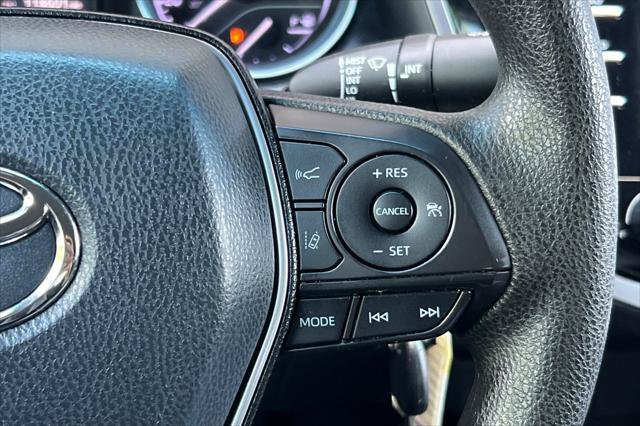 Certified 2018 Toyota Camry LE FWD image 24