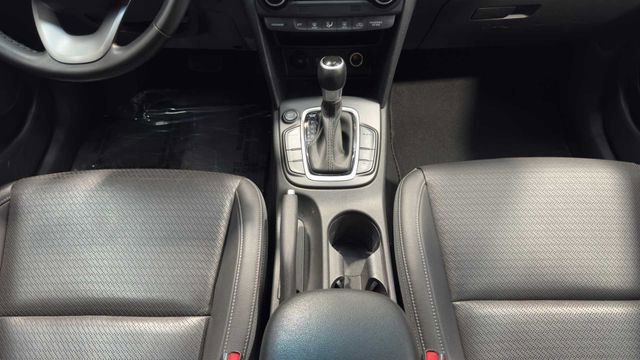 Used 2021 Hyundai Kona Ultimate FWD image 16