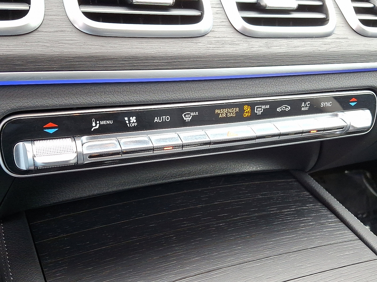 New 2026 Mercedes-Benz GLE 350 4MATIC image 14