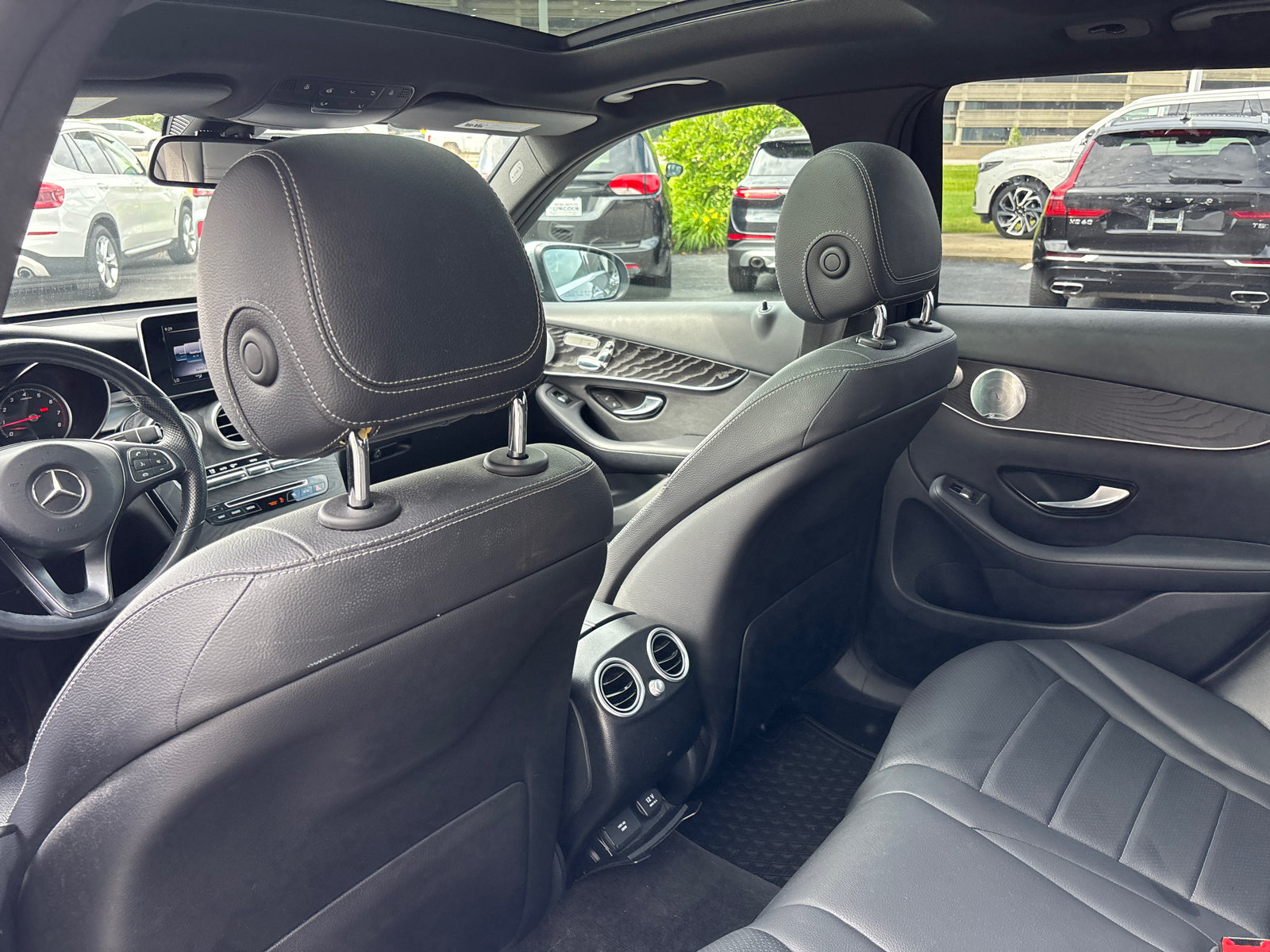 Used 2018 Mercedes-Benz GLC 300 4MATIC image 26