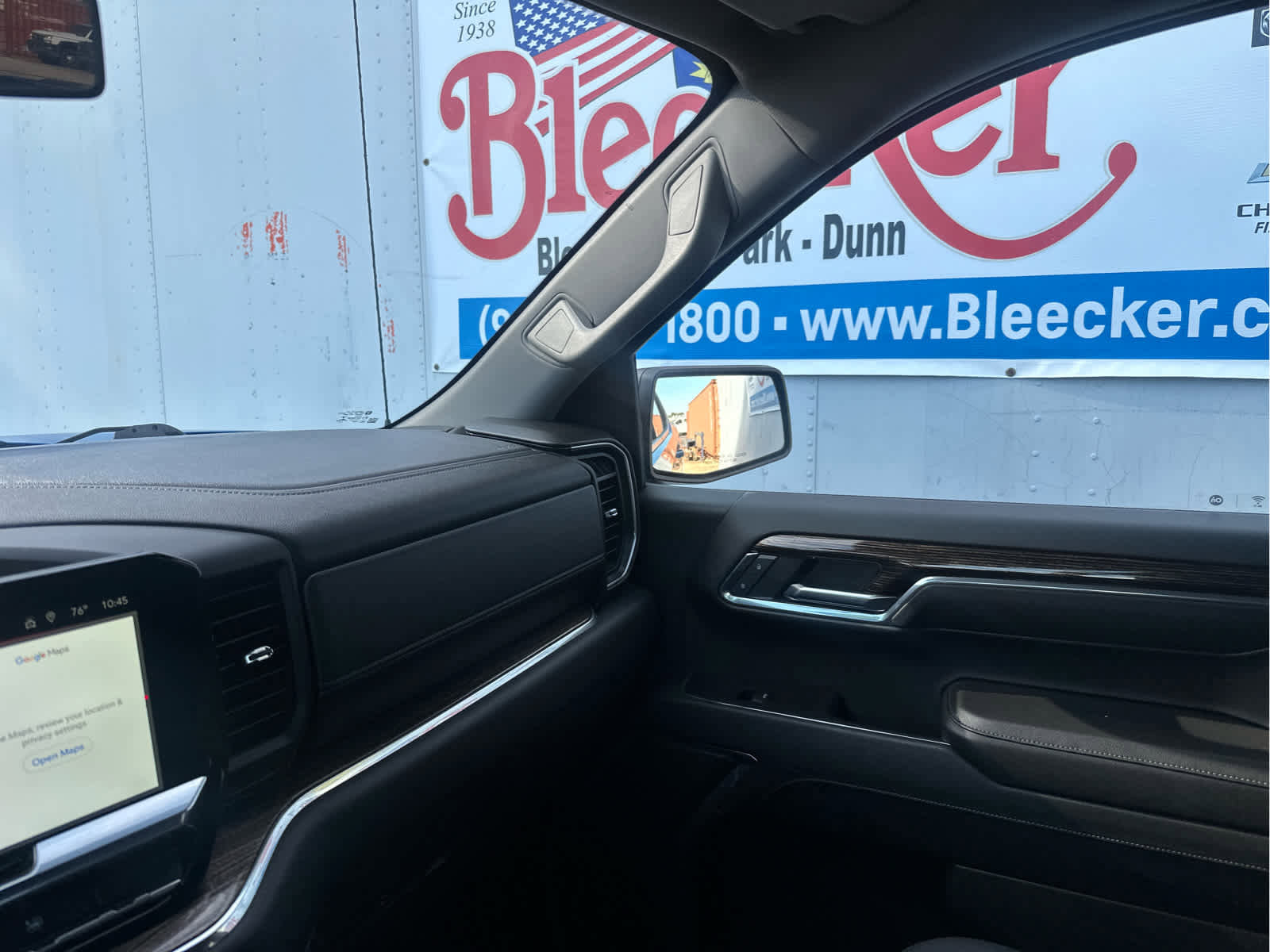 Used 2022 GMC Sierra 1500 Elevation image 40