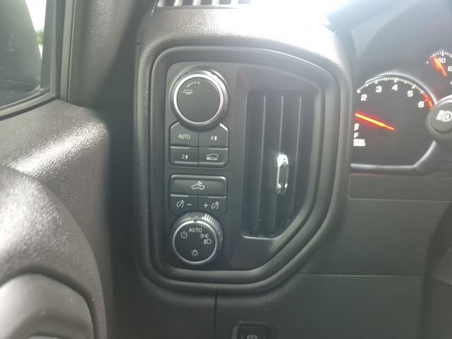 Used 2024 Chevrolet Silverado 1500 Custom AWD/4WD image 26