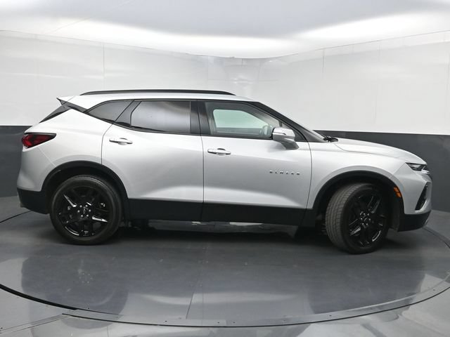 Used 2021 Chevrolet Blazer LT w/ LPO, Floor Liner Package FWD image 2
