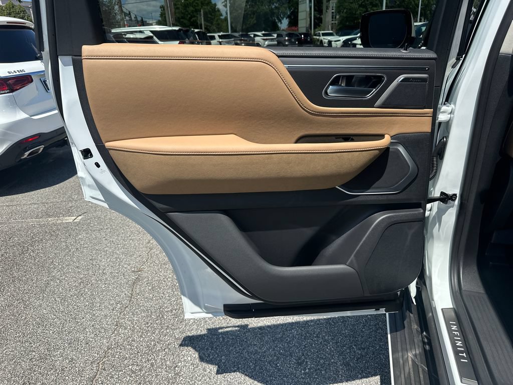 New 2027 INFINITI QX80 Luxe w/ Cargo Package RWD image 18
