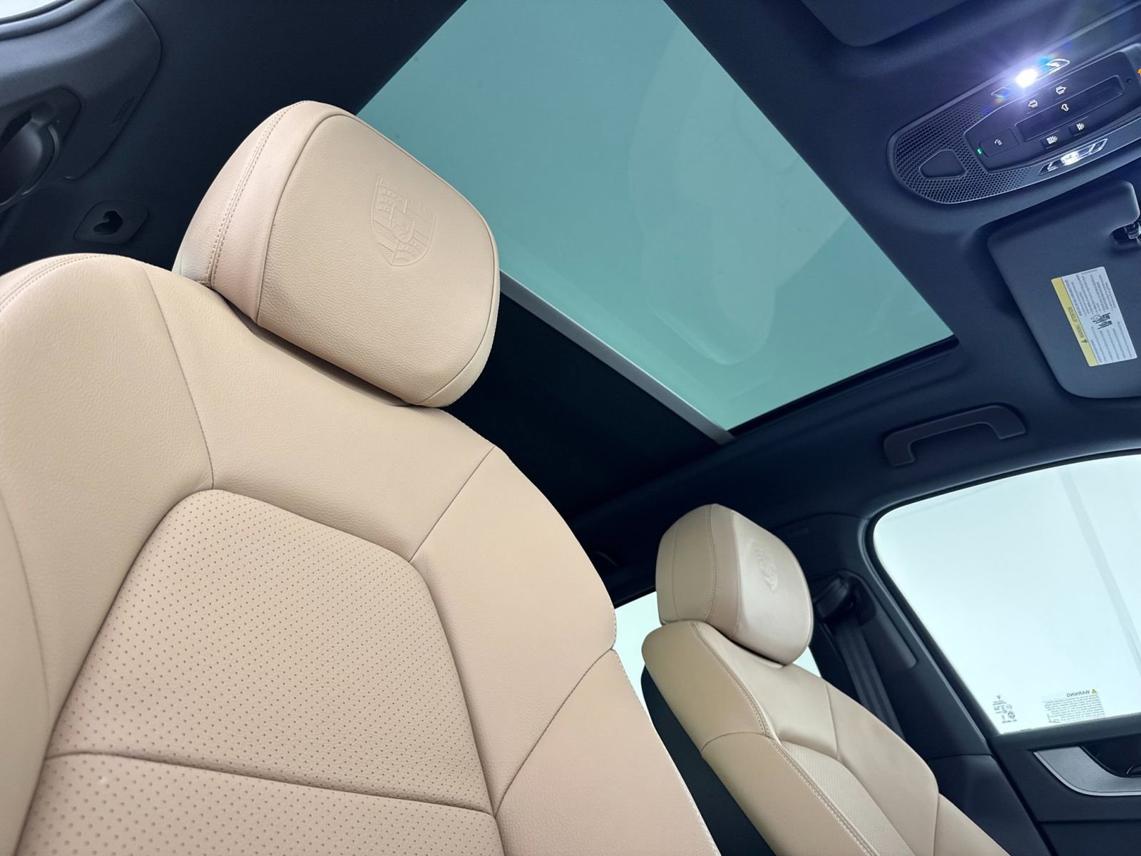 New 2026 Porsche Cayenne image 19