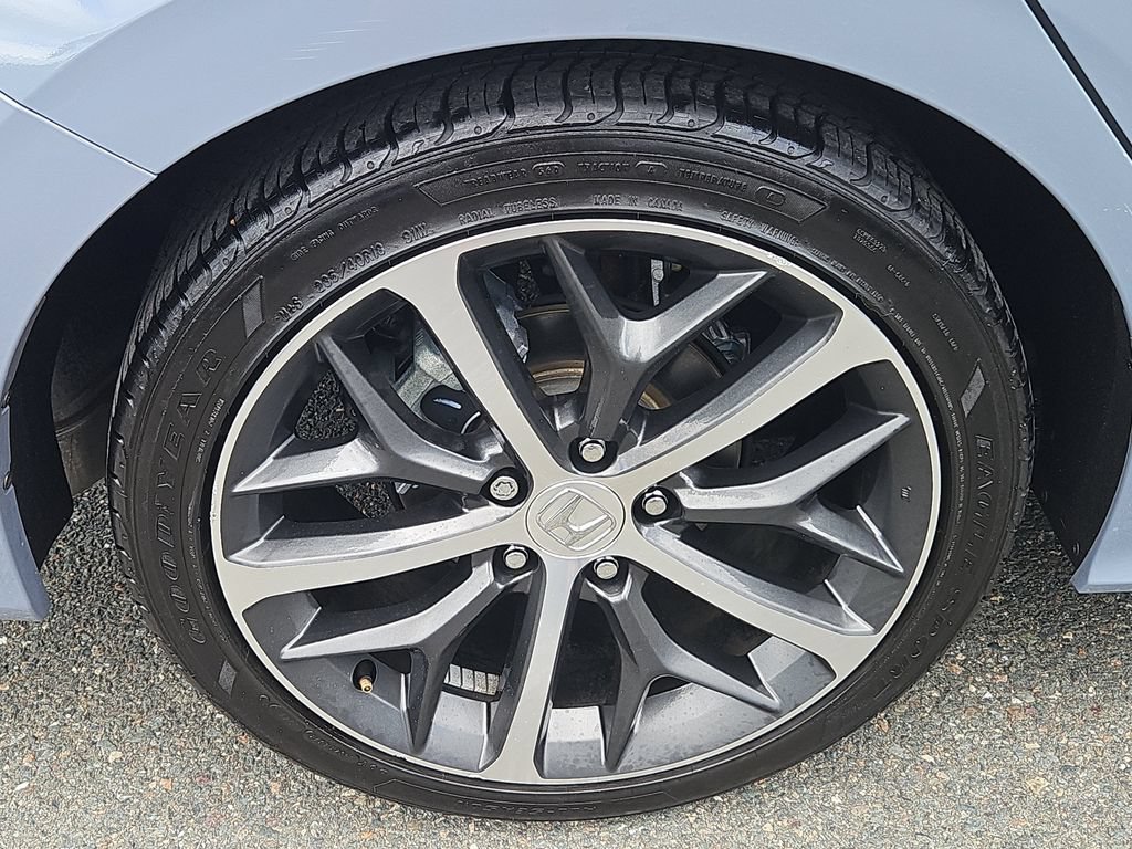 Used 2024 Honda Civic Touring image 9