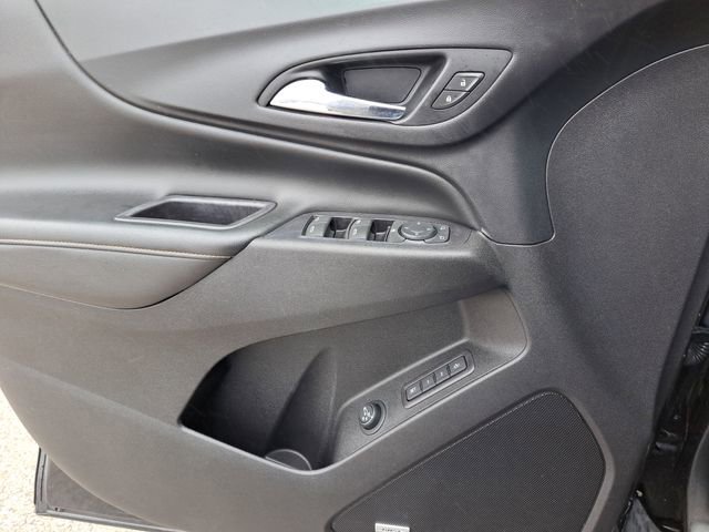 Used 2018 Chevrolet Equinox Premier image 19