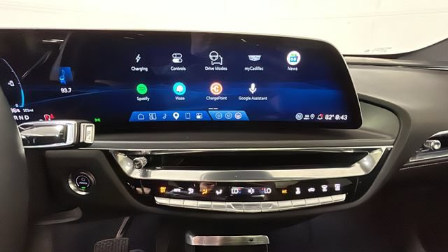 Used 2024 Cadillac Lyriq Tech RWD image 24