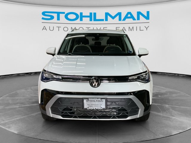 Certified 2026 Volkswagen Taos SE AWD/4WD image 2