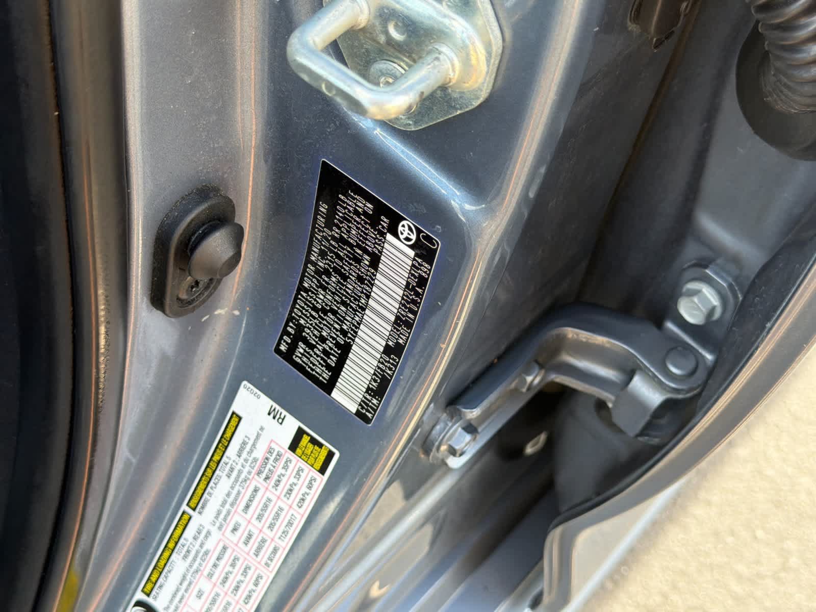 Used 2021 Toyota Corolla LE FWD image 30