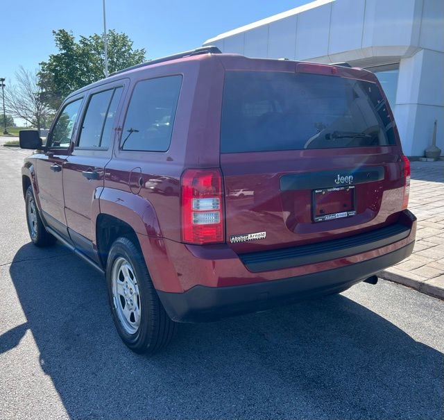 Used 2017 Jeep Patriot Sport FWD image 8