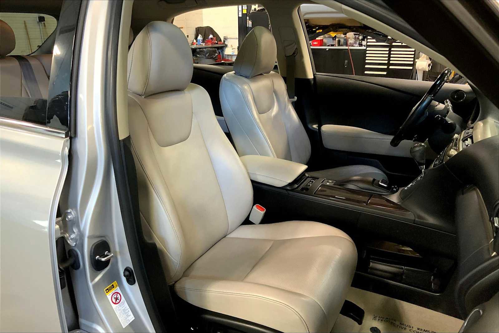 Used 2015 Lexus RX 450h AWD image 8