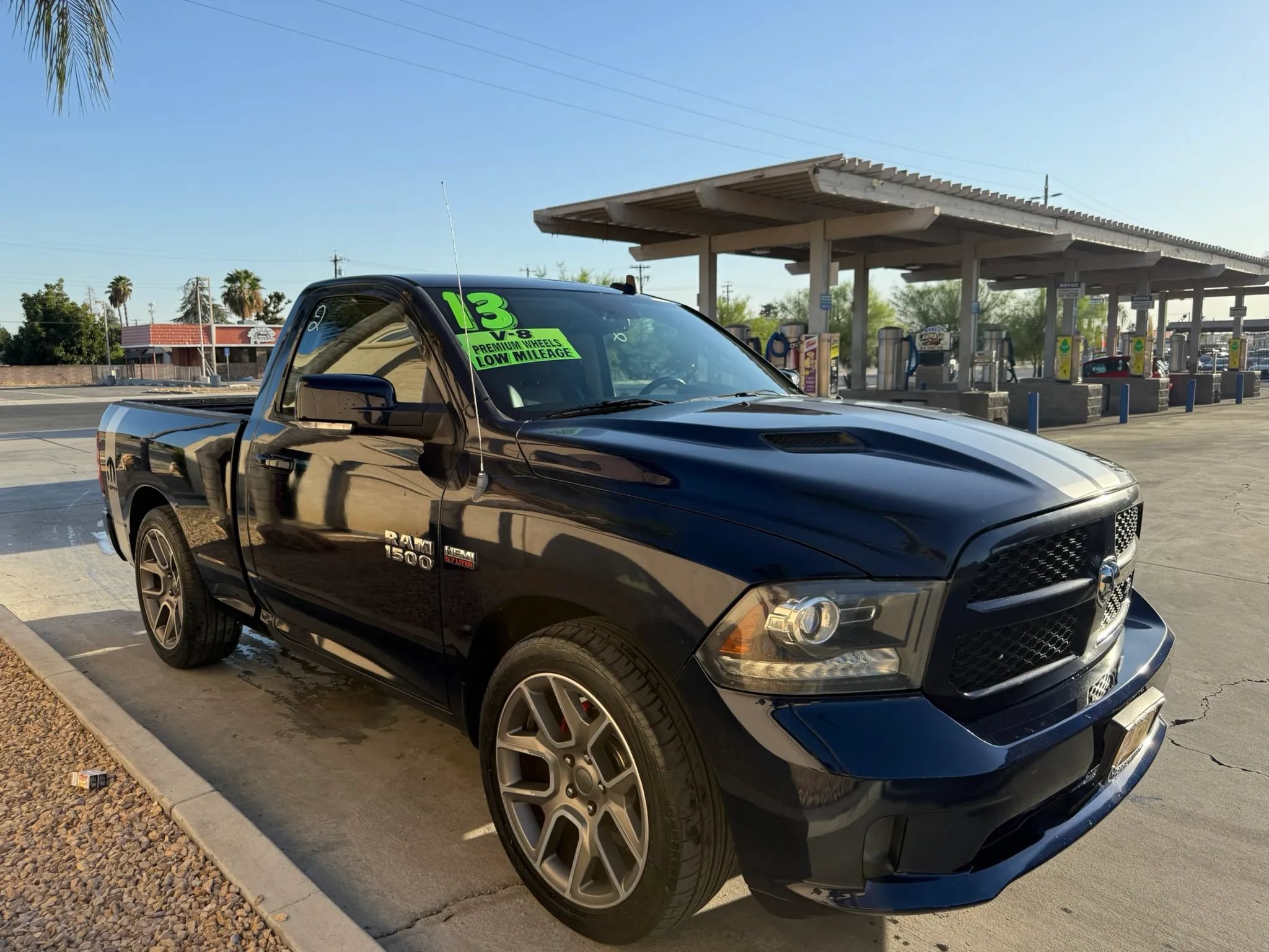 Used 2013 RAM 1500 R/T w/ Convenience Group RWD image 3