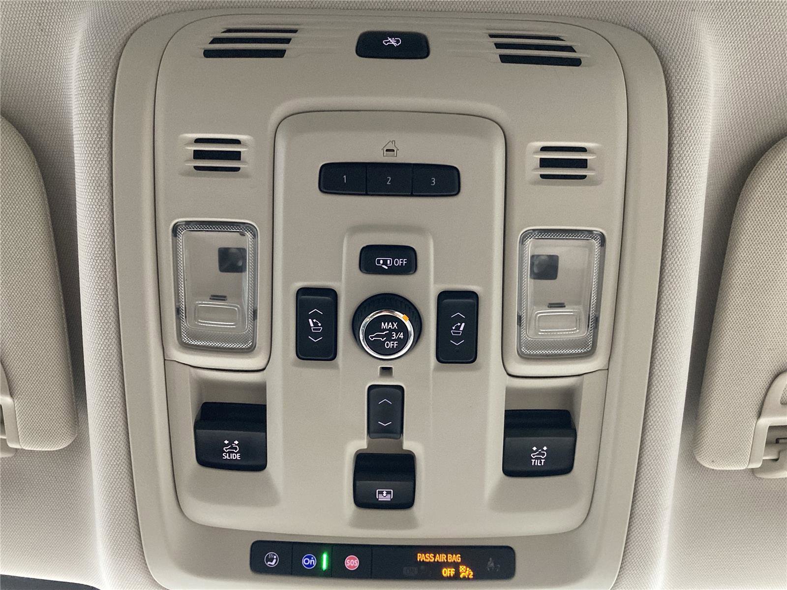 Used 2021 GMC Yukon Denali w/ Denali Premium Package image 22