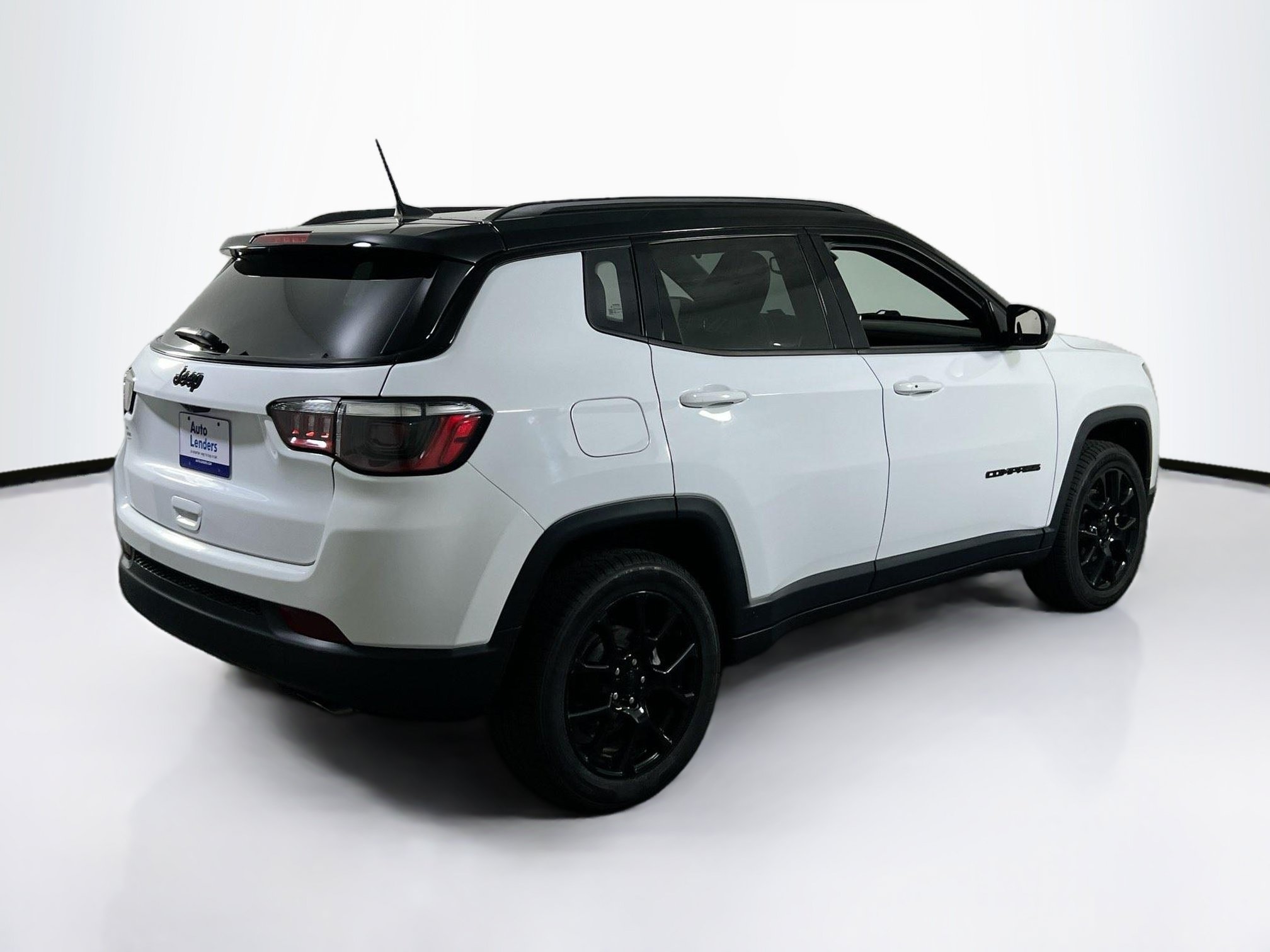 Used 2022 Jeep Compass Latitude w/ Convenience Group AWD/4WD image 5