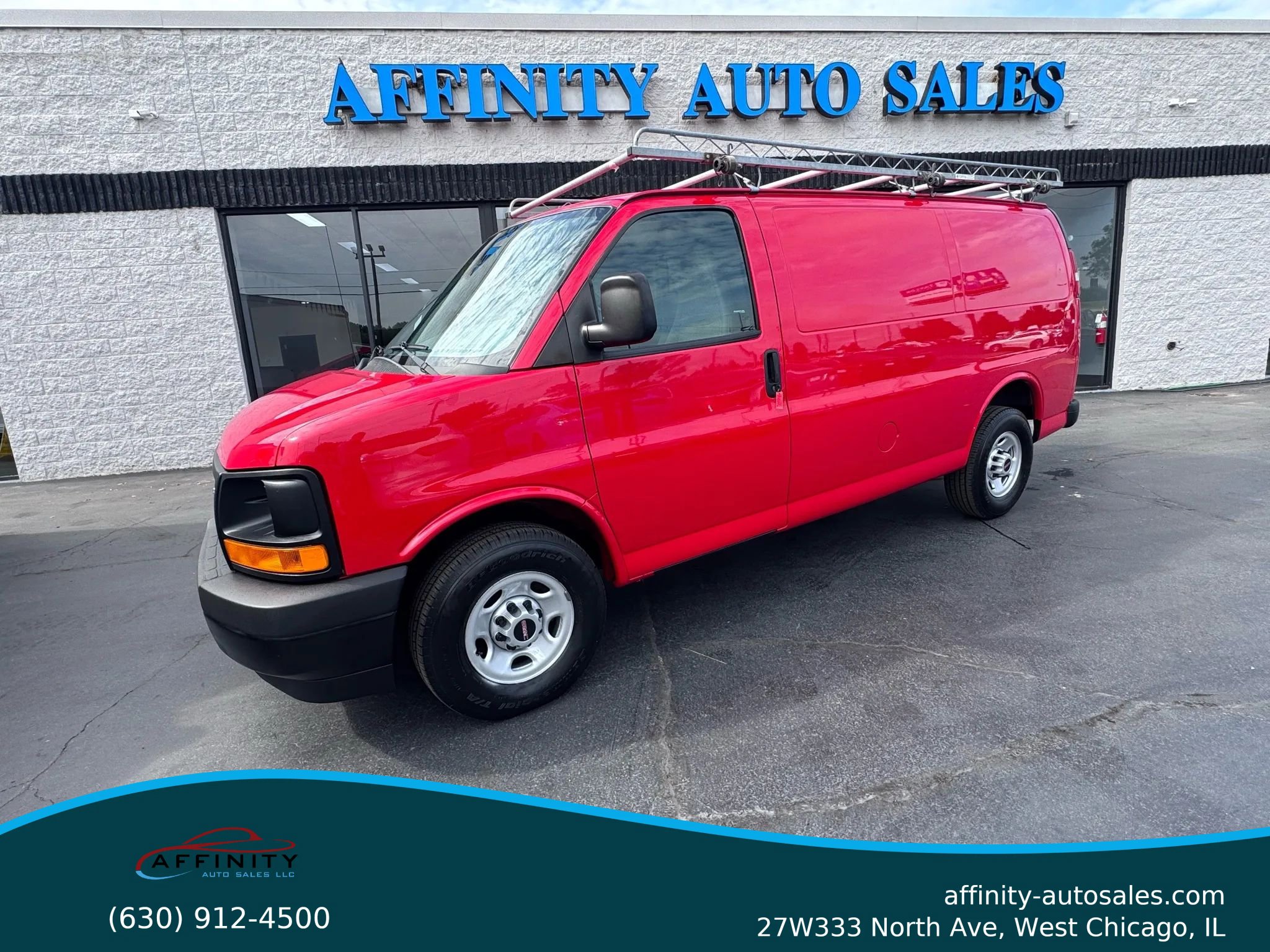 Used 2017 GMC Savana 3500 Regular Van 3D image 1