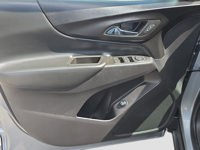 Used 2024 Chevrolet Equinox LT image 16
