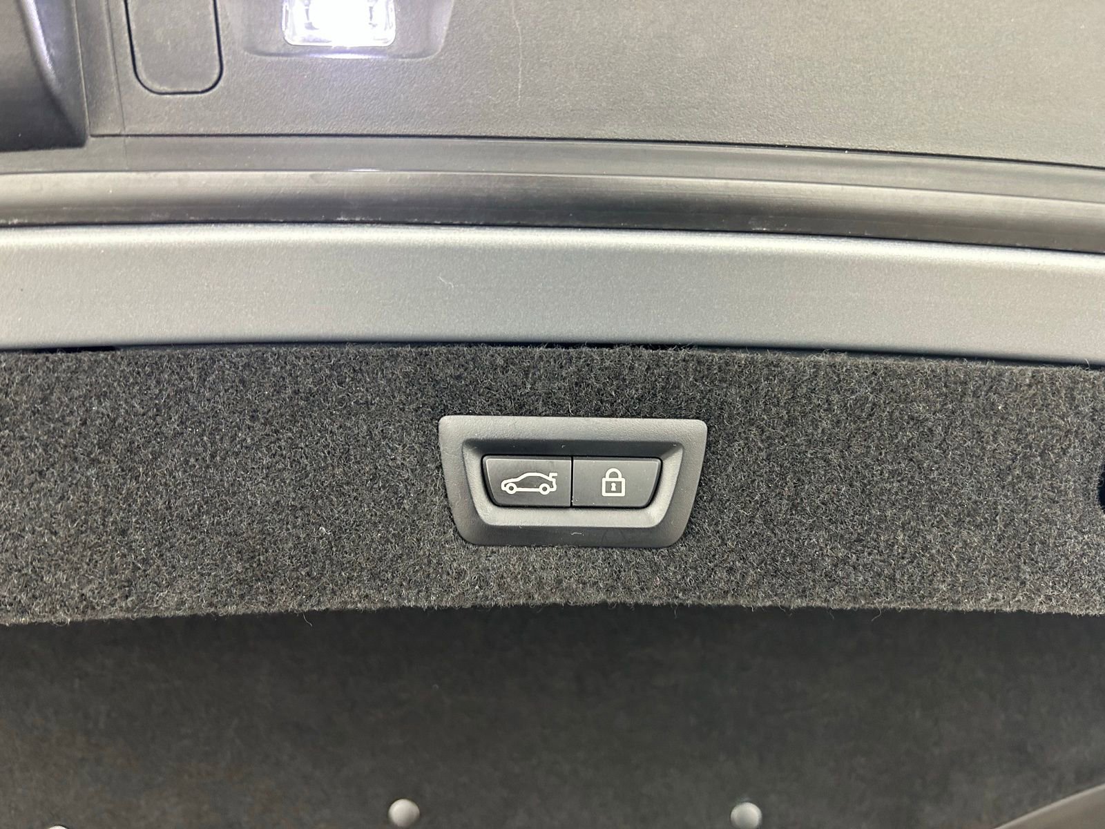 Used 2023 BMW ALPINA B8 xDrive Gran Coupe image 40