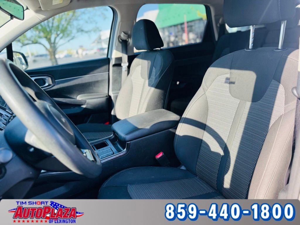 Used 2022 Kia Sorento LX image 18