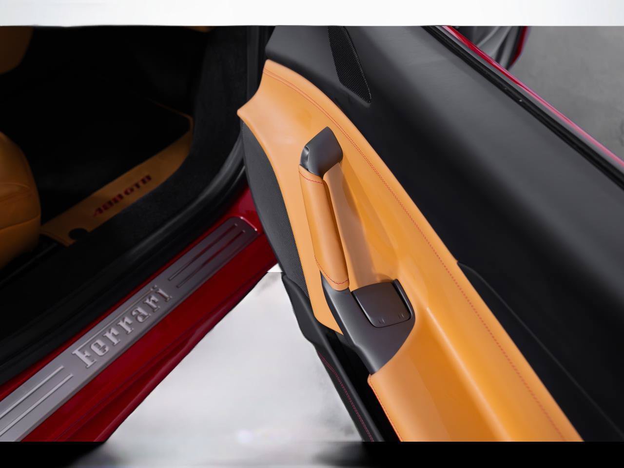 Used 2017 Ferrari 488 GTB RWD image 41