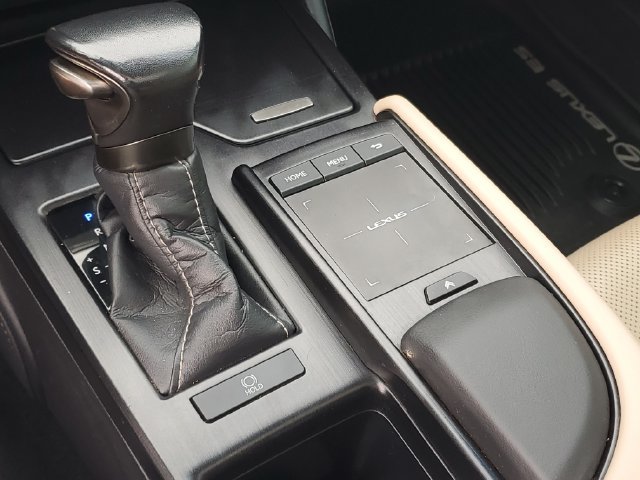 Used 2021 Lexus ES 250 w/ Premium Package AWD/4WD image 27