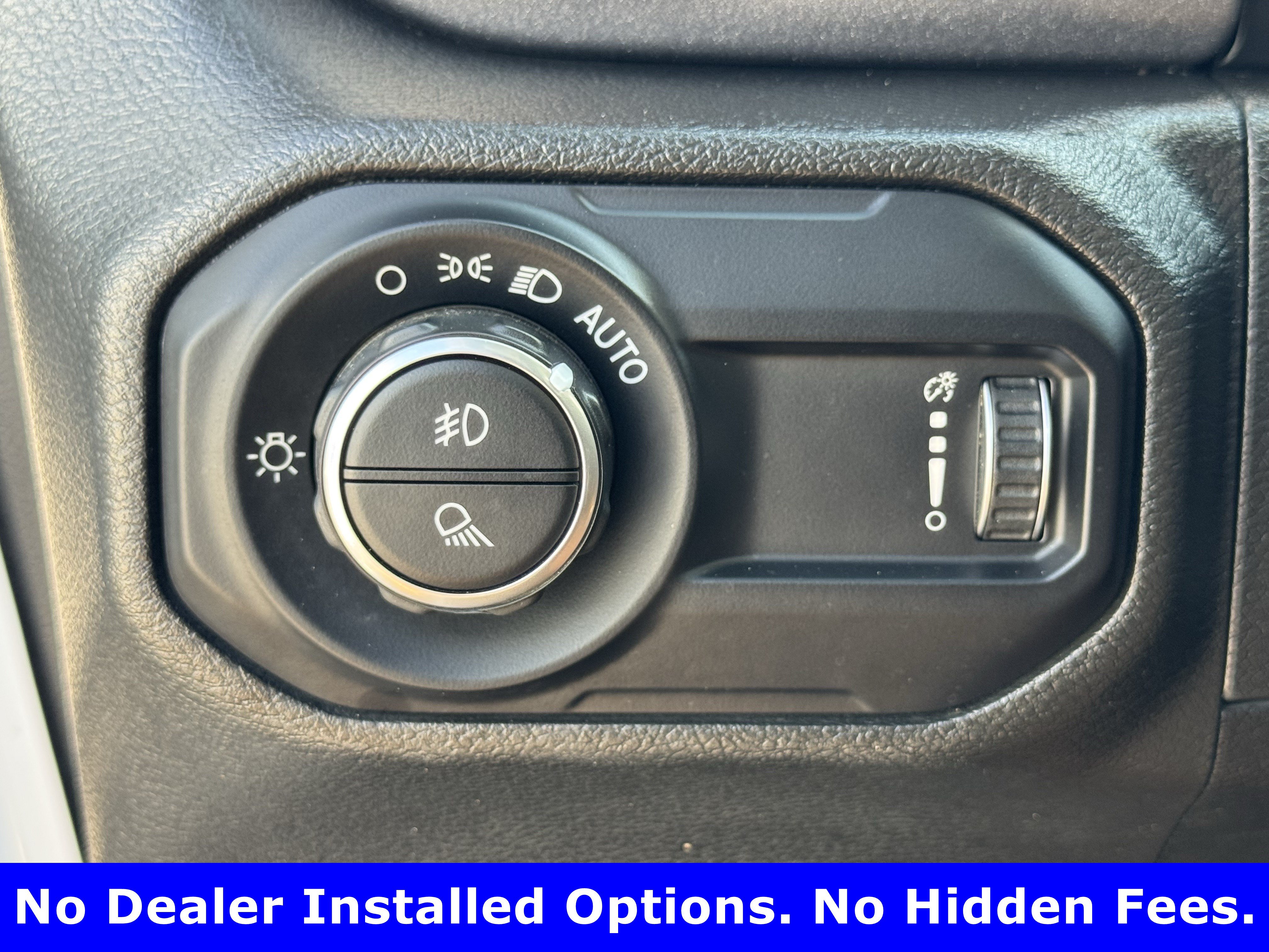 Used 2023 Jeep Gladiator Mojave w/ LED Lighting Group AWD/4WD image 20