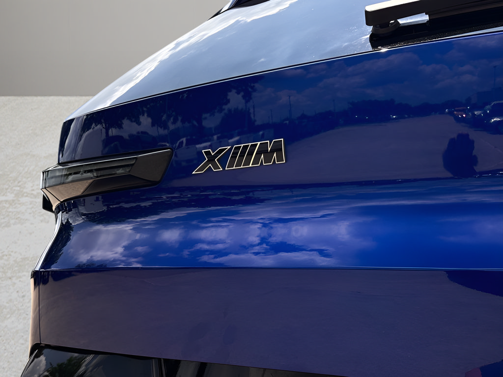 Used 2023 BMW XM AWD/4WD image 29