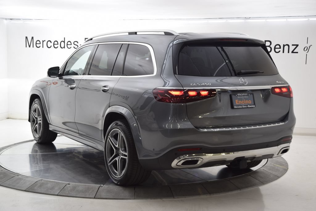 Used 2026 Mercedes-Benz GLS 450 4MATIC image 4