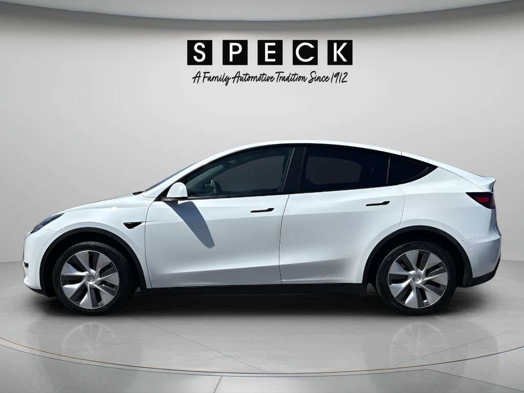 Used 2021 Tesla Model Y Long Range AWD/4WD image 2
