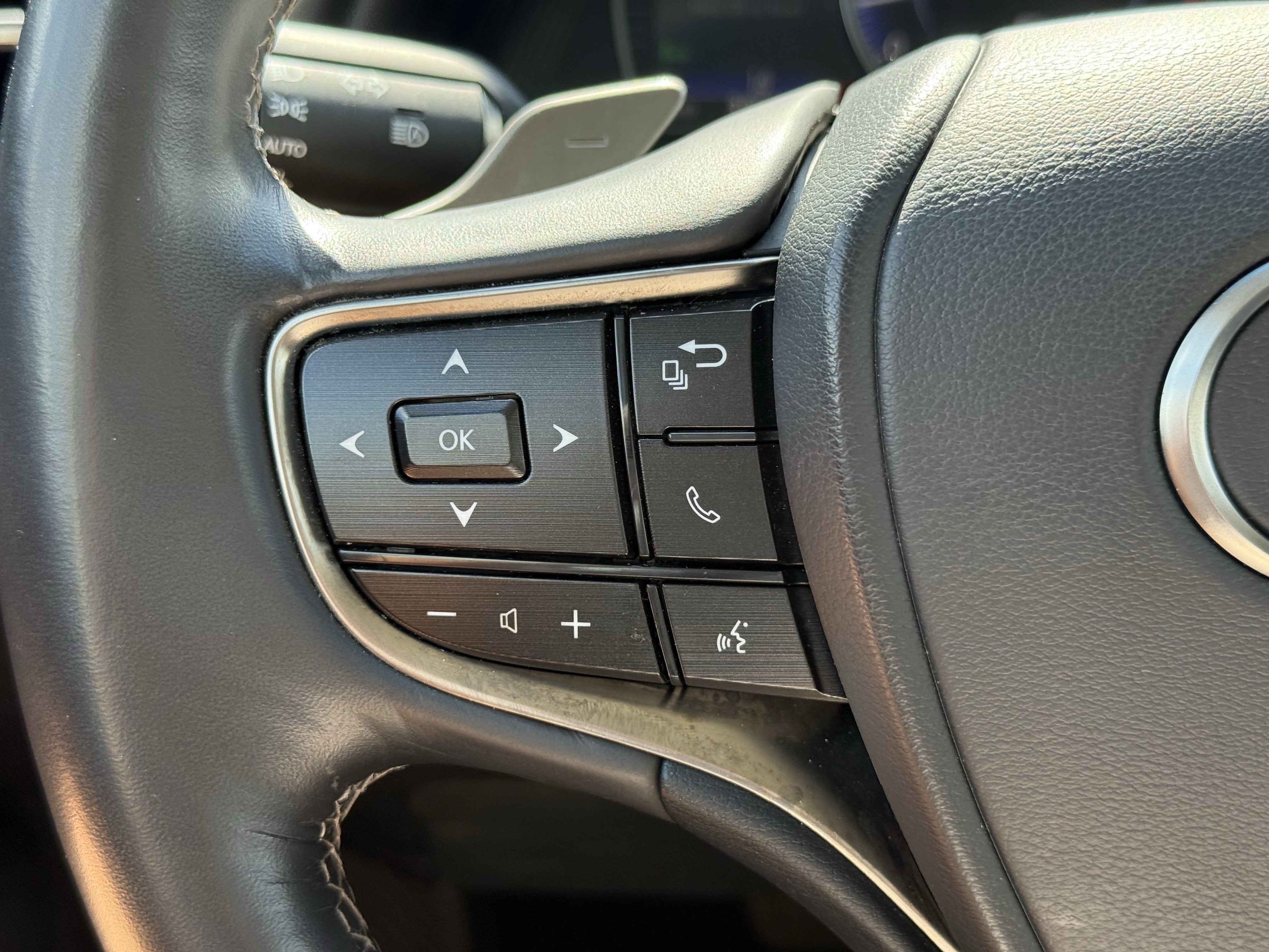 Used 2021 Lexus ES 350 w/ Accessory Package FWD image 15