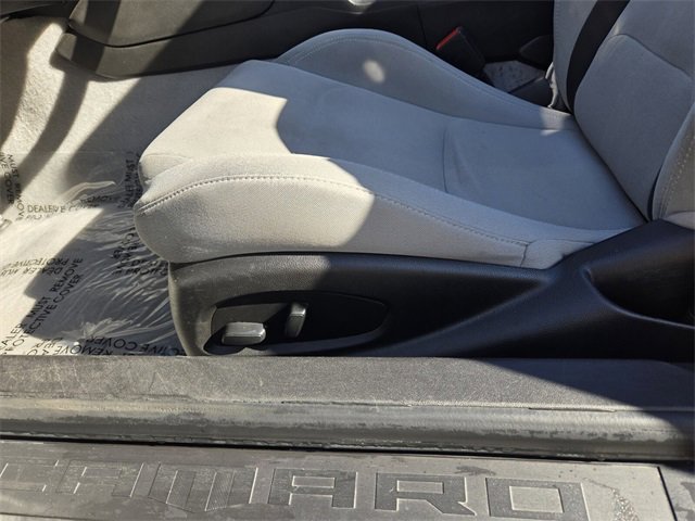 Certified 2023 Chevrolet Camaro LT image 21