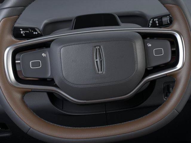 New 2026 Lincoln Navigator L Reserve AWD/4WD image 12