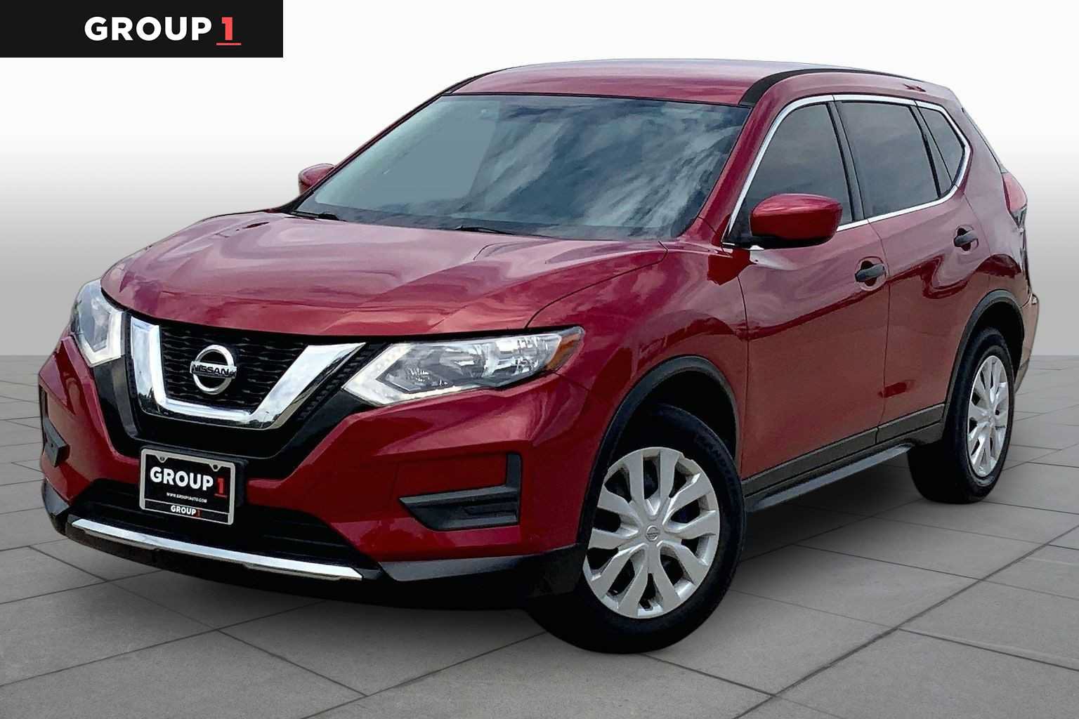 Used 2017 Nissan Rogue S AWD/4WD image 1