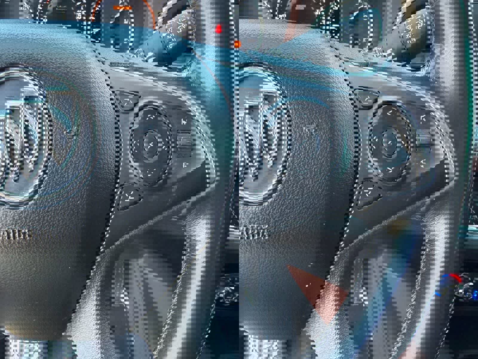 Used 2019 Buick Enclave Avenir w/ Avenir Technology Package image 34